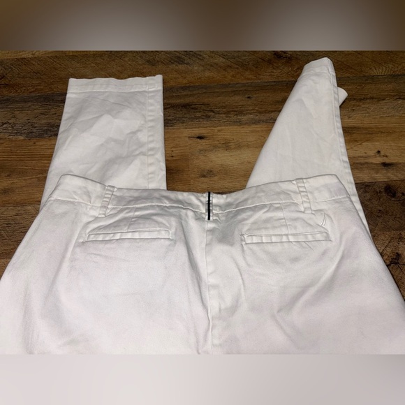 Nautica Women’s White Chino Pants - Picture 7 of 7